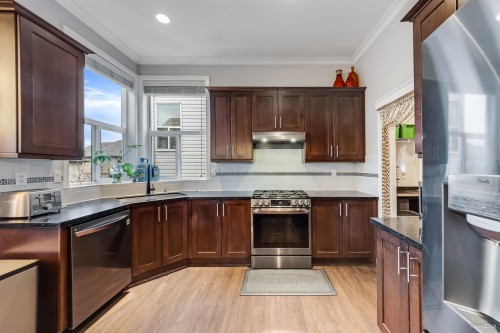 1318 Fifeshire Street, Coquitlam, BC 