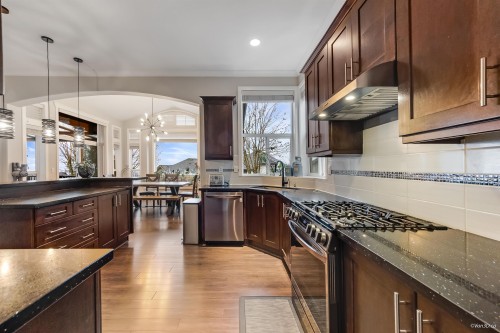 1318 Fifeshire Street, Coquitlam, BC 