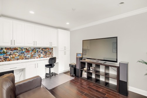 1020 Jay Crescent, Squamish, BC 