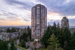 2401-6888 Station Hill Drive  Burnaby, BC V3N 4X5