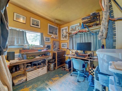 947 North Road, Gibsons, BC 