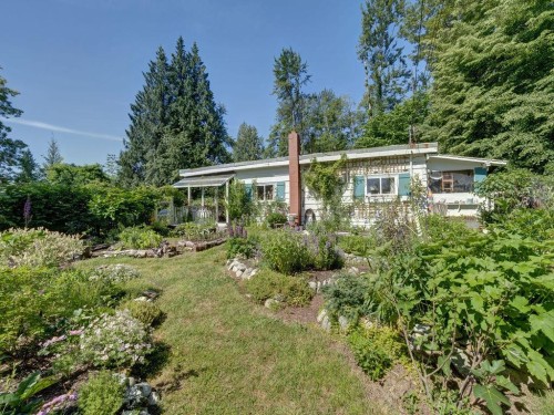 947 North Road, Gibsons, BC 