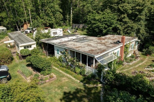 947 North Road, Gibsons, BC 