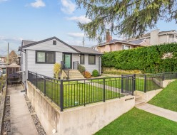4219 Graveley Street  Burnaby, BC V5C 3T7