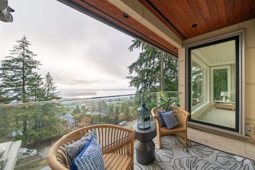 1119 Millstream Road, West Vancouver, BC 