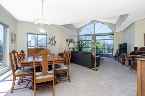 309-4753 River Road West, Ladner, BC 