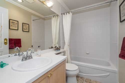 309-4753 River Road West, Ladner, BC 