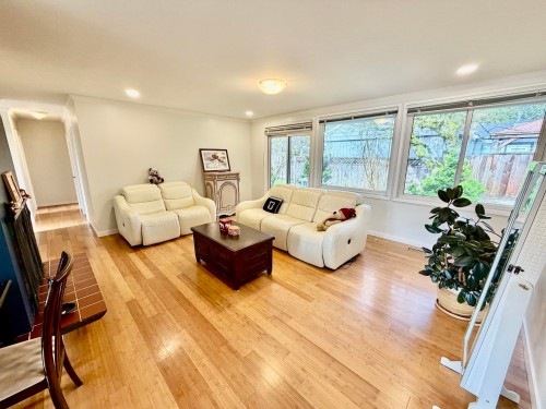 1876 Beaulynn Place, North Vancouver, BC 