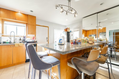 3654 25Th Avenue E, Vancouver, BC 