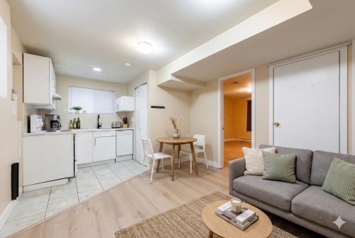 3654 25Th Avenue E, Vancouver, BC 