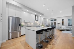 4684 Capilano Road  North Vancouver, BC V7R 4K3