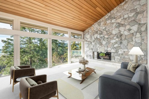 5295 Gulf Place, West Vancouver, BC 