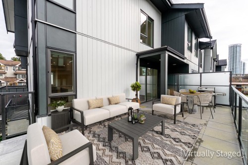 207-7161 17Th Avenue, Burnaby, BC 