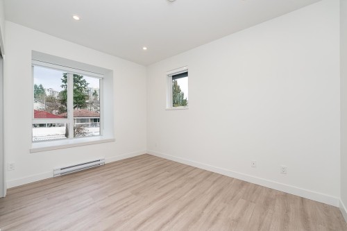 207-7161 17Th Avenue, Burnaby, BC 