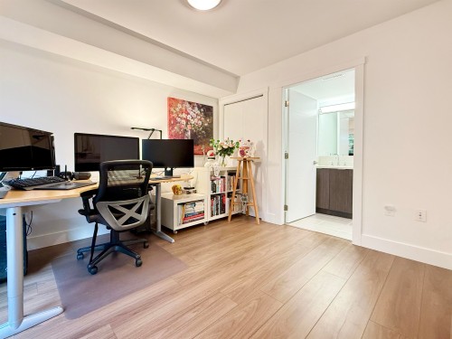 5458 Oak Street, Vancouver, BC 