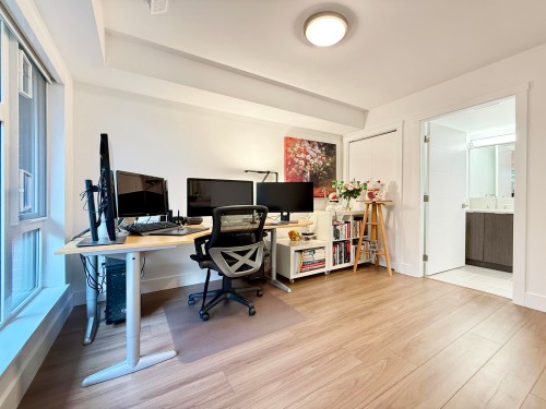 5458 Oak Street, Vancouver, BC 