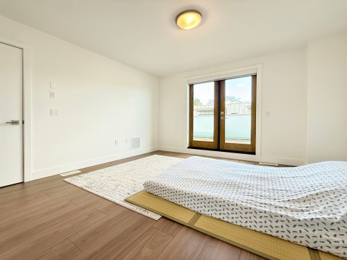 5458 Oak Street, Vancouver, BC 