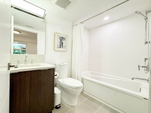 5458 Oak Street, Vancouver, BC 