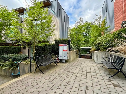 5458 Oak Street, Vancouver, BC 