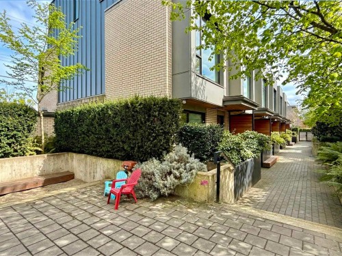 5458 Oak Street, Vancouver, BC 