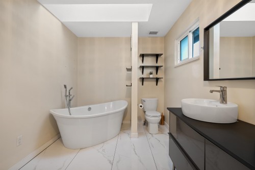 2378 Mariana Place, Coquitlam, BC 