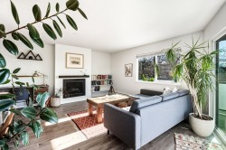 201-1429 William Street  Vancouver, BC V5L 4W8