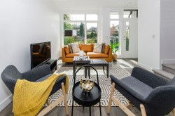 TH-561 29th Avenue W Vancouver, BC V5Z 2H7