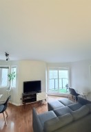 202-2385 5th Avenue W Vancouver, BC V6K 1S6