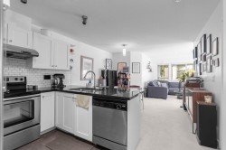 305-4550 Fraser Street  Vancouver, BC V5V 4G8