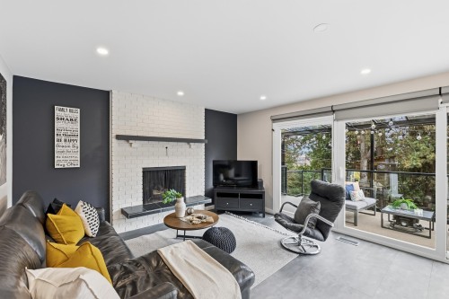 363 Dartmoor Drive, Coquitlam, BC 