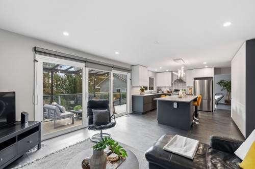 363 Dartmoor Drive, Coquitlam, BC 