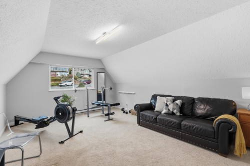 363 Dartmoor Drive, Coquitlam, BC 