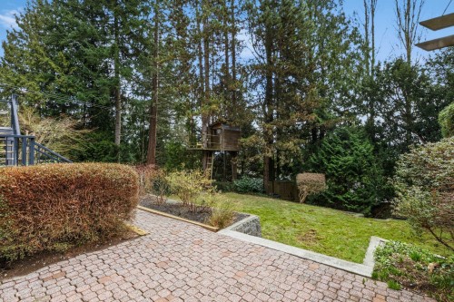 363 Dartmoor Drive, Coquitlam, BC 