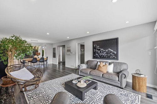 363 Dartmoor Drive, Coquitlam, BC 