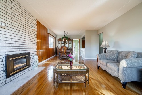 3038 Charles Street, Vancouver, BC 