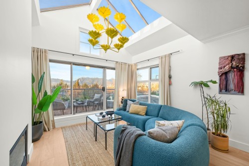 409-2250 3rd Avenue W West Vancouver, BC V6K 1L4