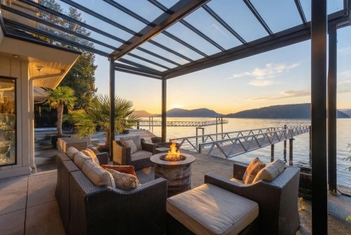 2 Strachan Point Road  West Vancouver, BC V7W 1C6