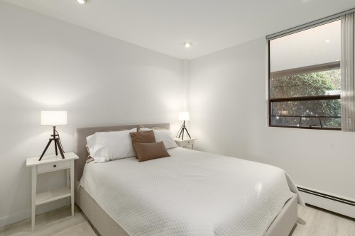 101-1737 Duchess Avenue, West Vancouver, BC 