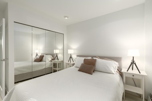 101-1737 Duchess Avenue, West Vancouver, BC 