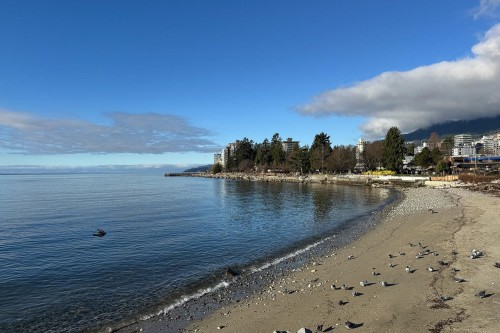 101-1737 Duchess Avenue, West Vancouver, BC 