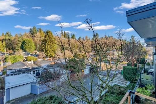 315-1330 Marine Drive, North Vancouver, BC 