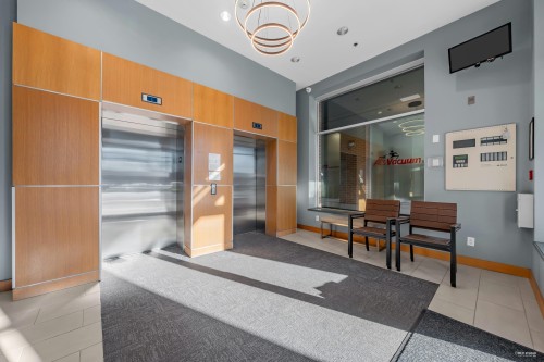315-1330 Marine Drive, North Vancouver, BC 