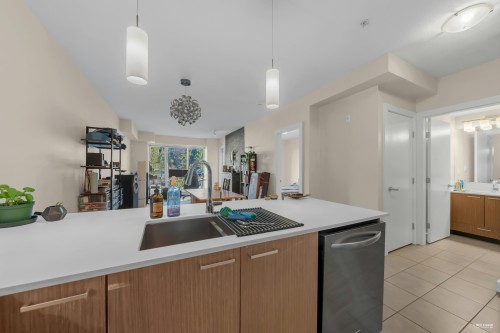 315-1330 Marine Drive, North Vancouver, BC 