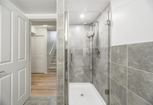 42-8415 Cumberland Place, Burnaby, BC 