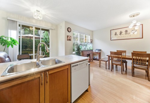 42-8415 Cumberland Place, Burnaby, BC 