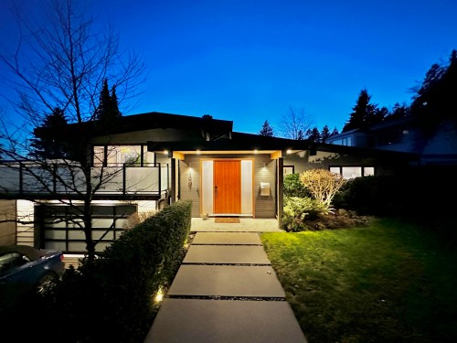 2907 Eddystone Crescent, North Vancouver, BC 