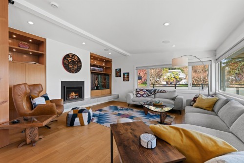 2907 Eddystone Crescent, North Vancouver, BC 