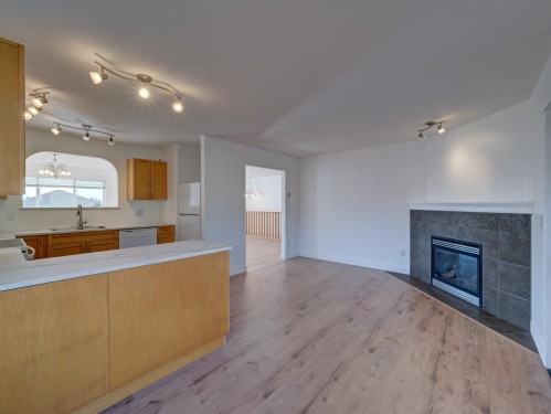 5683 Emily Way, Sechelt, BC 