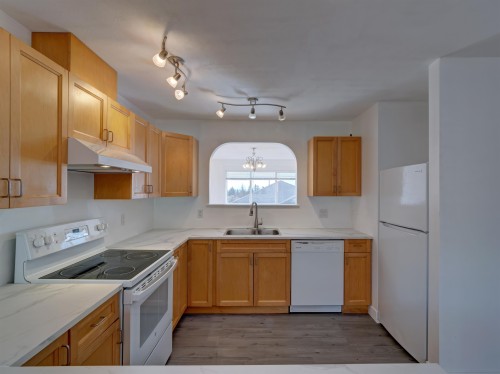 5683 Emily Way, Sechelt, BC 