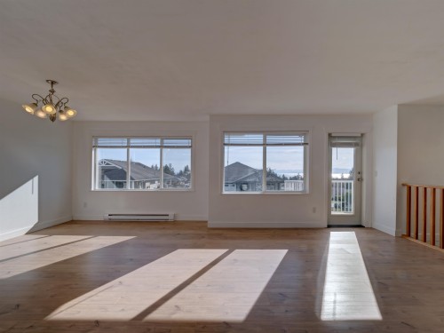 5683 Emily Way, Sechelt, BC 